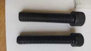 Tornillos Allen 10 y 12mmTornillos 10 y 12mm