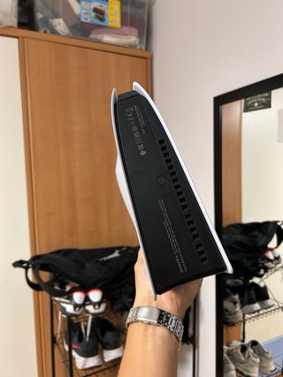 PlayStation 5 Digital con due controller