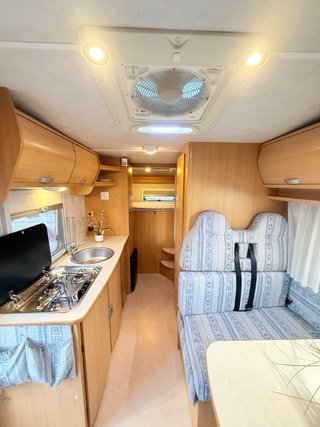 Autocaravana Garaje XXL Doble Cama Nacional