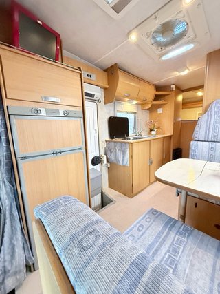 Autocaravana Garaje XXL Doble Cama Nacional