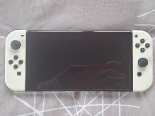Nintendo Switch OLED + REGALOS!!