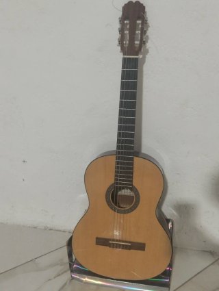 Guitarra Acústica Clásica