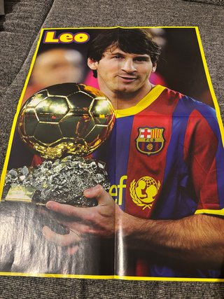 Póster de Leo Messi con Balón de Oro