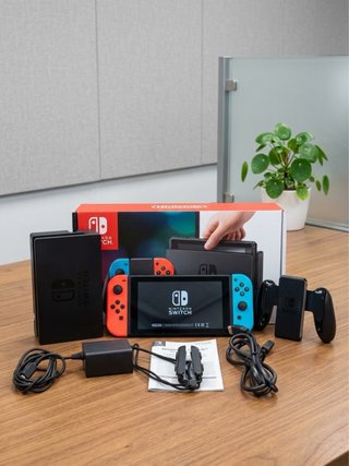 Nintendo Switch V2 Completa En sus plasticos