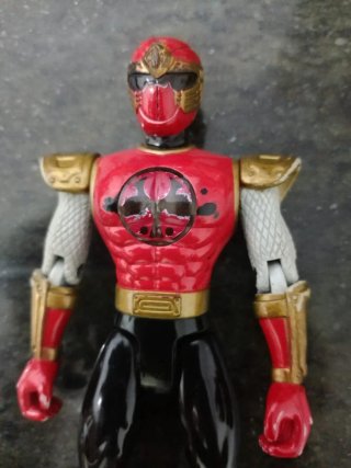 Muñeco Power Ranger Rojo