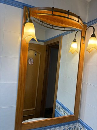 Conjunto Mueble de baño de madera con espejo