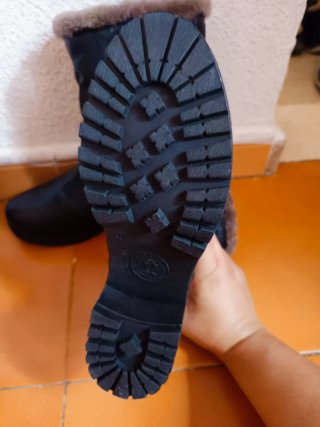 Botas Negras con Forro de Pelo