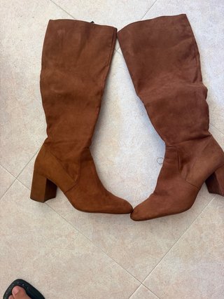 Botas Altas Marrones de Tacón