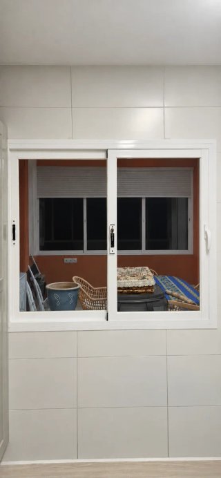 Ventana de Aluminio Corredera Blanca