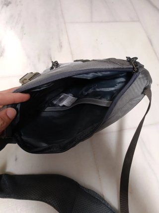 Zaino Patagonia Atom 8L Grigio