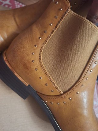 Botas marrones talla 40