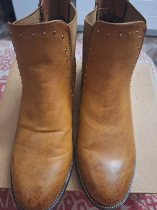 Botas marrones talla 40