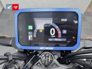 HONDA CB 125 R 2025 7612 kms.