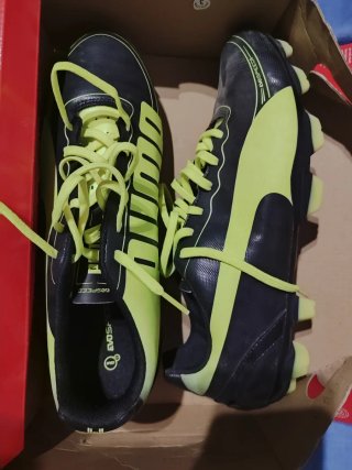 Botas de fútbol Puma Talla 43
