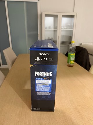PS5 Digital 825GB + Fortnite NUEVA
