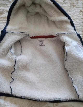 Chaqueta de Bebé Azul con Capucha