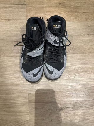 Nike LeBron Soldier 9 Talla 43