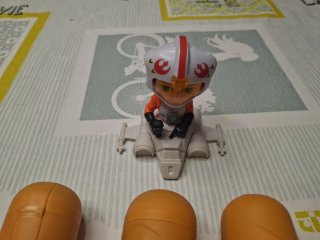 Lote Figuras Star Wars Kinder y Muñeco