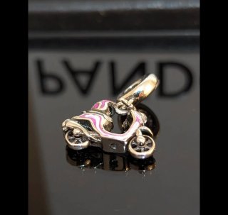 Charm Pandora moto rosa