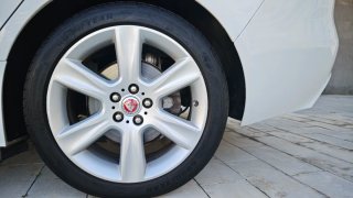 Jaguar XE 2.0D 180CV Autom. 110000km