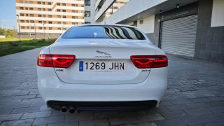 Jaguar XE 2.0D 180CV Autom. 110000km