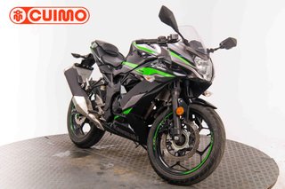 YAMAHA XSR 900