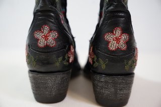 Botines Mexicana x Old Gringo Bordados