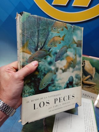 Enciclopedia. El Mundo de la naturaleza. Seix Barral. 7 tomos. Animales. 1960