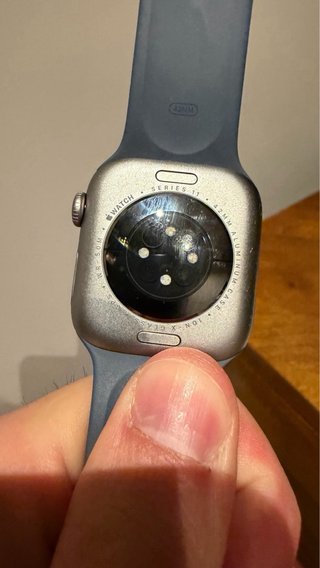 Apple Watch Series 11 42mm en aluminio, M/L, GPS