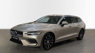 VOLVO V60 2.0 T6 RECHARGE CORE AUTO 4WD 5P