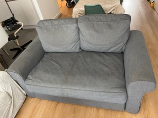 Sofá cama de dos plazas IKEA gris
