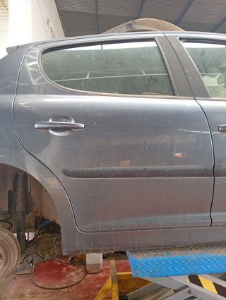 PUERTA TRASERA DERECHA Peugeot 207 (2006->)