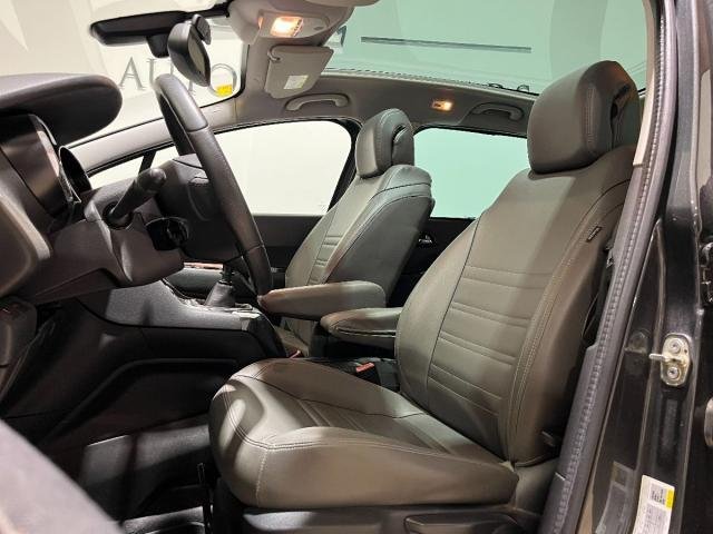 PEUGEOT 5008 1.6 THP 156 CV Allure
