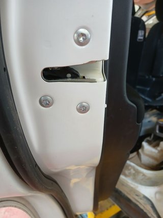 CERRADURA PUERTA TRASERA IZQUIERDA Mitsubishi ASX (GA0W)(2010->)