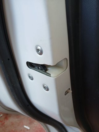 CERRADURA PUERTA TRASERA IZQUIERDA Mitsubishi ASX (GA0W)(2010->)