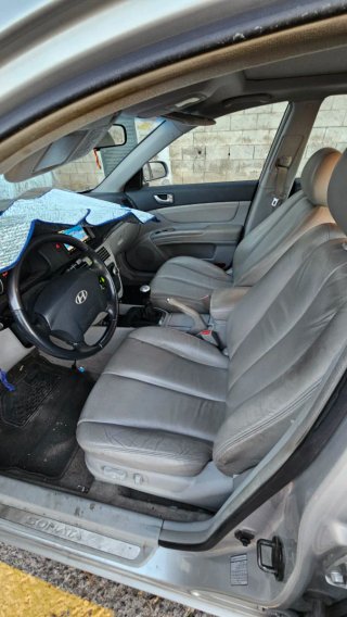 Hyundai Sonata 2010