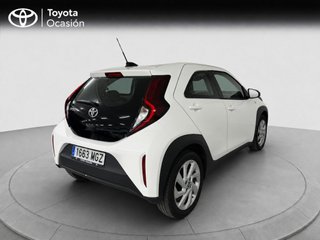 Toyota Aygo X Cross 1.0 VVT-I 72CV Play