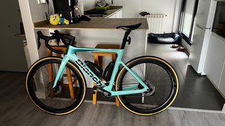 Bianchi Oltre Race
