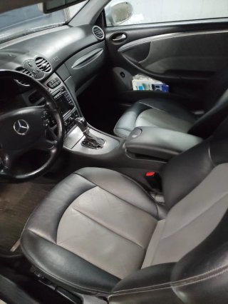 Mercedes-Benz CLK 2005