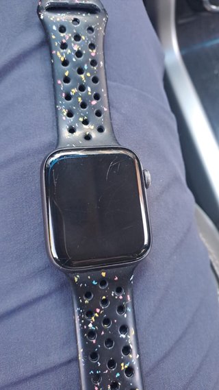 Apple Watch SE 44mm CEL esim - 90% vida batería