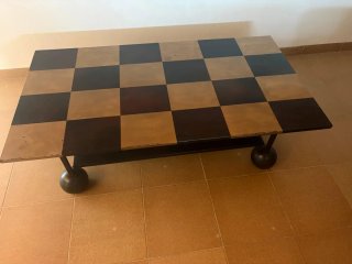 Mesa centro ajedrez beige y negro