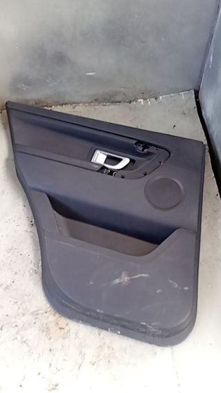 GUARNECIDO PUERTA TRASERA IZQUIERDA Land Rover Discovery Sport (02.2015->)