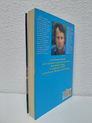 Marea negra. Alberto Vázquez-Figueroa