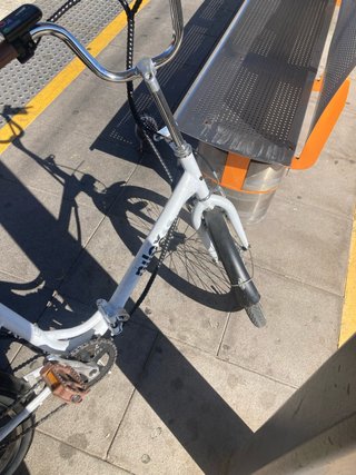Bicicleta Eléctrica Blanca