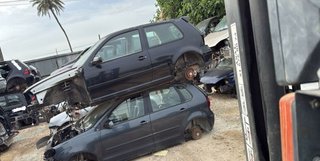 207949 paragolpes volkswagen golf iv berlina (1j1)
