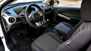 Mazda 2 2010