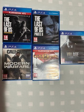 Consola Sony PS4 Negra + Juegos