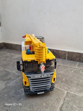 Camión Grúa Liebherr Bruder