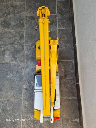Camión Grúa Liebherr Bruder