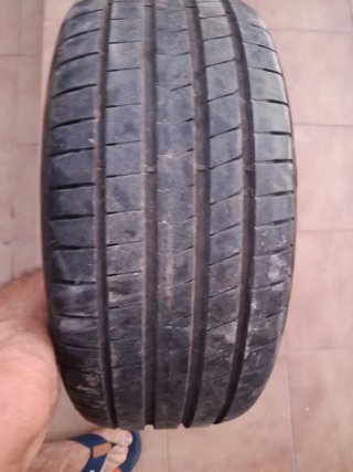 Neumático Goodyear